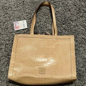 NWT Liz Claiborne faux leather purse set